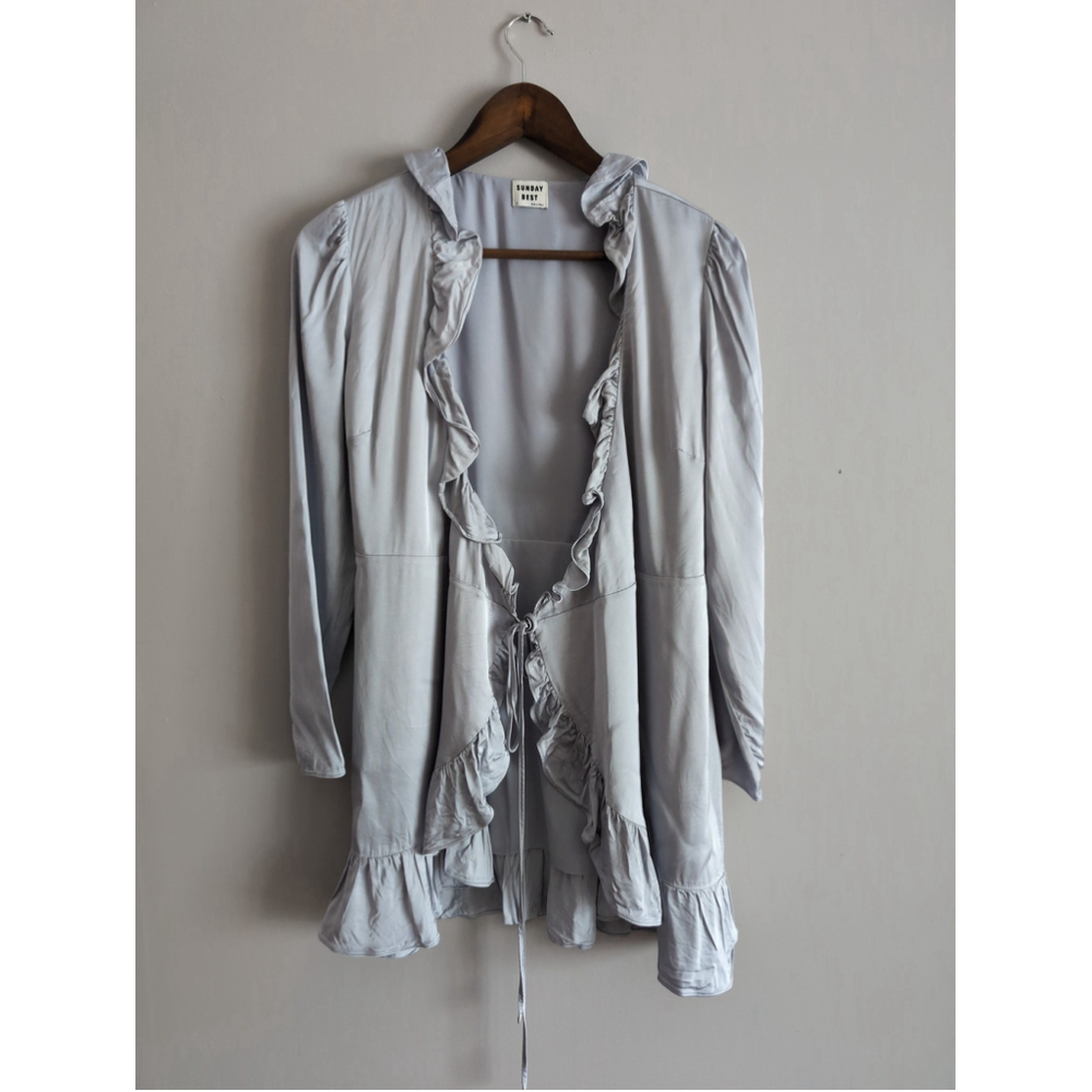 Aritzia Sunday Best Ruffle Hem Tara Satin Wrap Dress Mini Women Sz 2 Pearl Gray